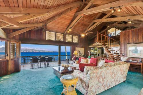 Napili Ocean Front House 43 Home