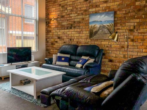 5 The Pines 4 Messines St