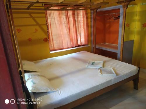 Hostal Deauvill Home Stay