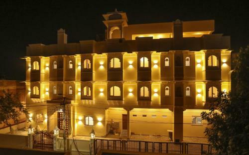 Hotel Vasant Vilas