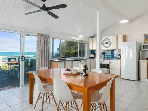 Wave And See 53 Gold Coast Drive