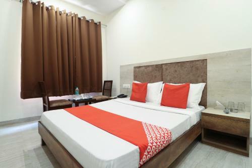 Oyo 75730 Hotel Happy Home