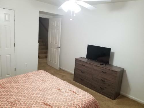 Villa Completebnb Presents Mks1309, Serene 3br 2 Bath Townhome