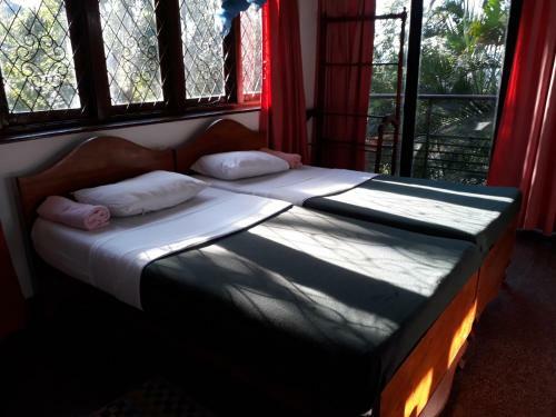 Hostal Drop Inn Holiday Bungalow