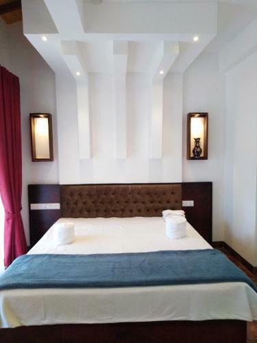Y&y Residence