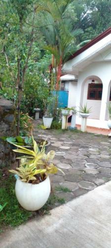 Apartamento Jayasekara's House