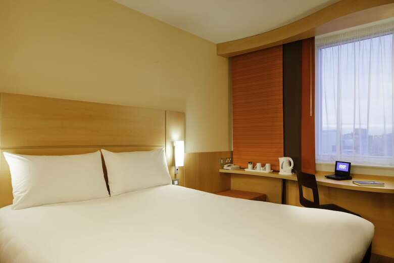 Hotel Ibis London Luton Airport