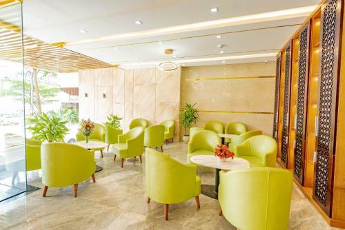 Anh Phuong Hotel & Apartment