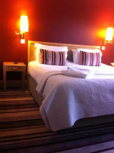 The Rochford Hotel