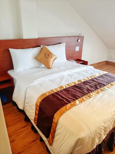 Rinny Hotel