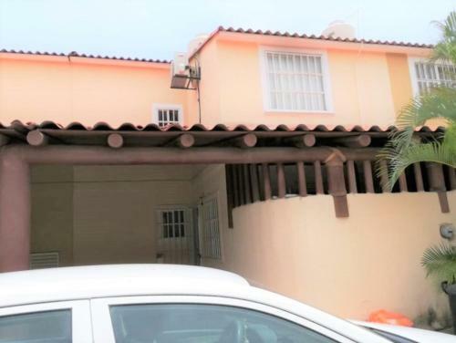 Joyas de Ixtapa... �el Confort de Tu Casa Ideal!