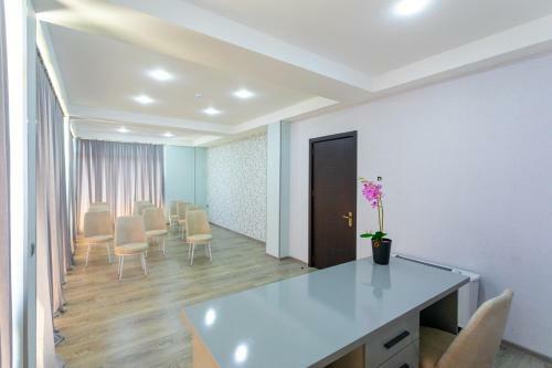 Hotel Rustaveli