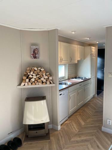 Chalet Forel Op De Veluwe In Hoenderloo