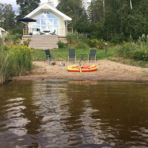 Villa Beach House Karlstad At Lake V�nern