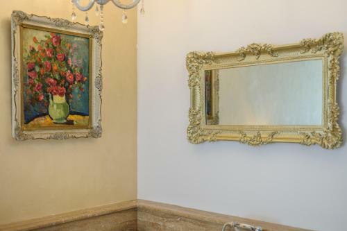 Ultracentral Luxury Apartment