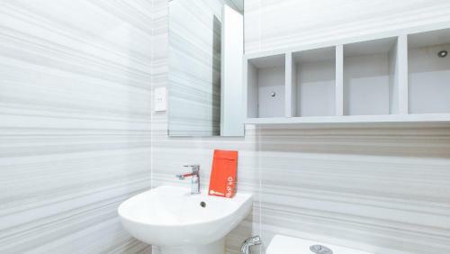 Hotel Reddoorz Plus @ 1318 Residences