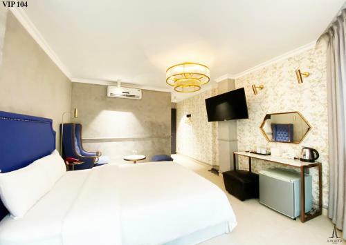 A In Hotel Del Luna