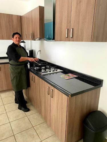 Apartamento Nuevo Con Alberca En Primer Piso