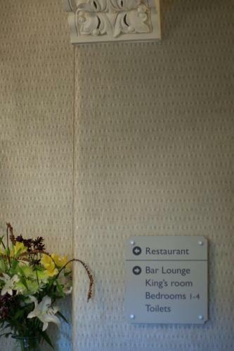 Ascot House Hotel