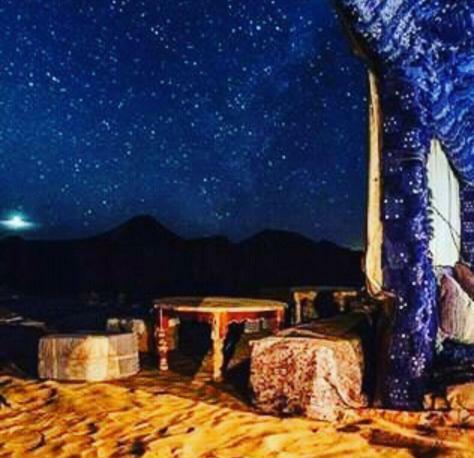 Bed & Breakfast Camp Desert Nomad Tour