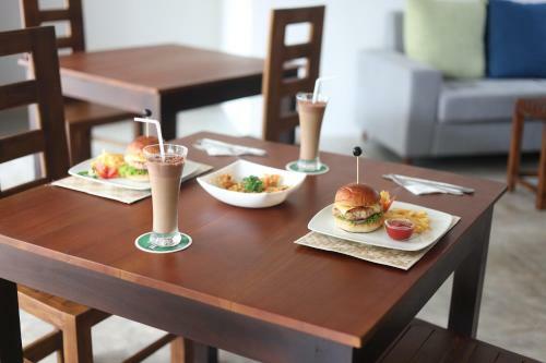 Hotel The Atrium Hiriketiya