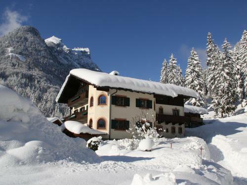 Hostal Pension Sonneck