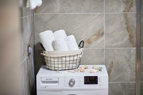 Meraki Luxury Apartment Spa N Pool Alezzi Beach Resort