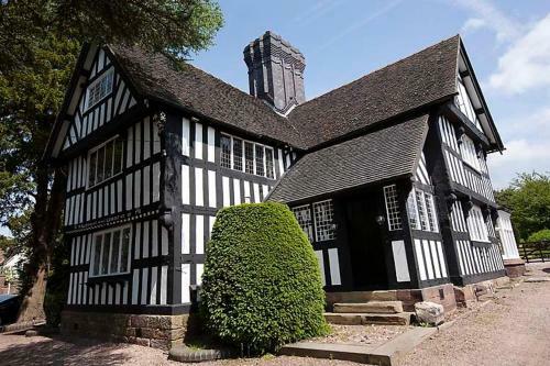 Hostal The Old Hall Country House