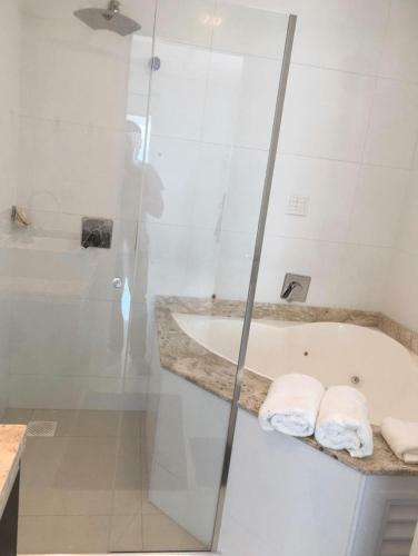 Apartamento Cobertura Com Bel�ssima Vista Para O Mar E Jacuzzi