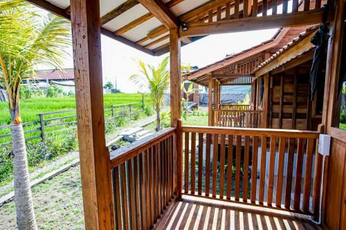 Hostal Cening Bagus Bungalow