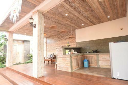 Hostal Lotus Joglo