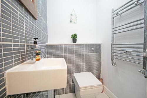 Queens Road - Luxury Spacious Home In Chester
