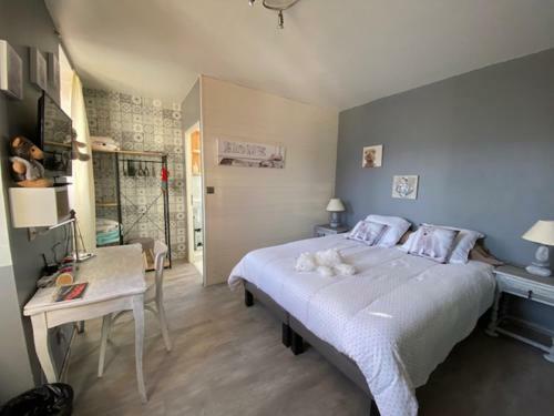 Hostal La Ferme Du Riouclar