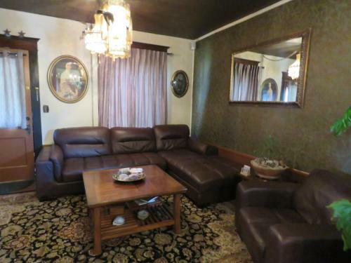 1912 Nostalgic Train Crew B&B