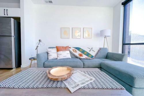 Bright 1bd/1ba Downtown Omaha Apartments
