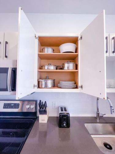 Bright 1bd/1ba Downtown Omaha Apartments