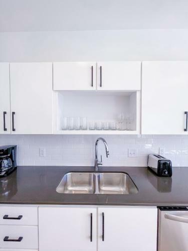 Bright 1bd/1ba Downtown Omaha Apartments