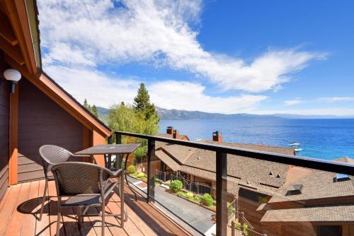 Lakeshore Terrace Delight