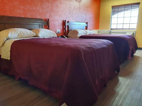 Chaparral Motel Hallettsville