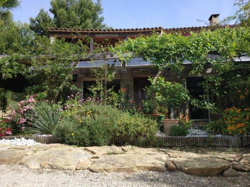 Apartamento Le Refuge de La Cadi�re D'azur