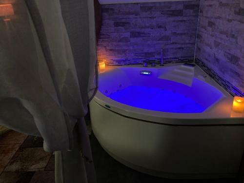 Hostal D�sirad Spa Privatif Et Piscine Couverte