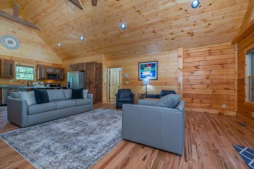 Clear Creek Hideaway