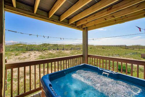 By The Sea Hatteras 380