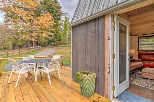 Apartamento Rustic Farm Stay In A Hendersonville Studio!