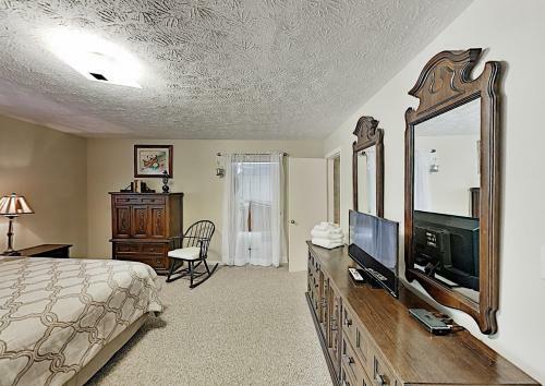 Lakewood Oasis