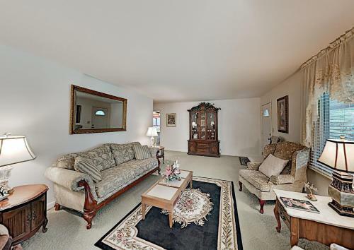 Lakewood Oasis