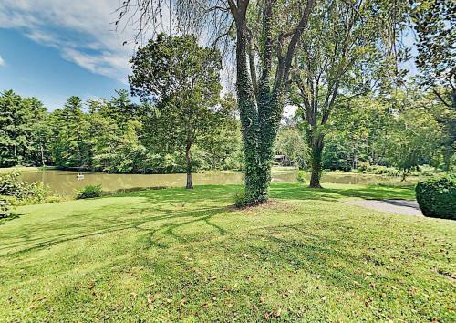 Lakewood Oasis