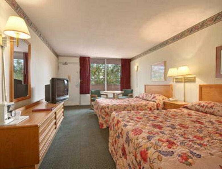 Hotel Ramada Rivers Edge Conference Center Roanoke, Va