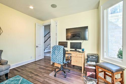 Waterfront Southport Home With Hot Tub And Deck!
