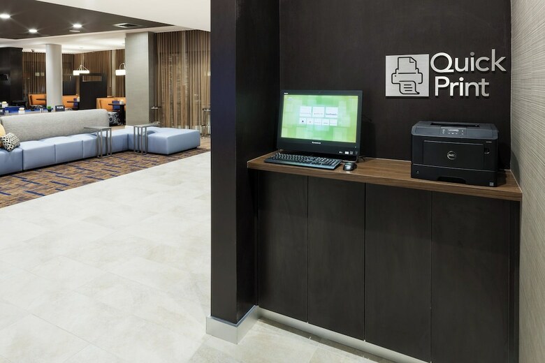 Hotel Courtyard By Marriott Houston North/shenandoah